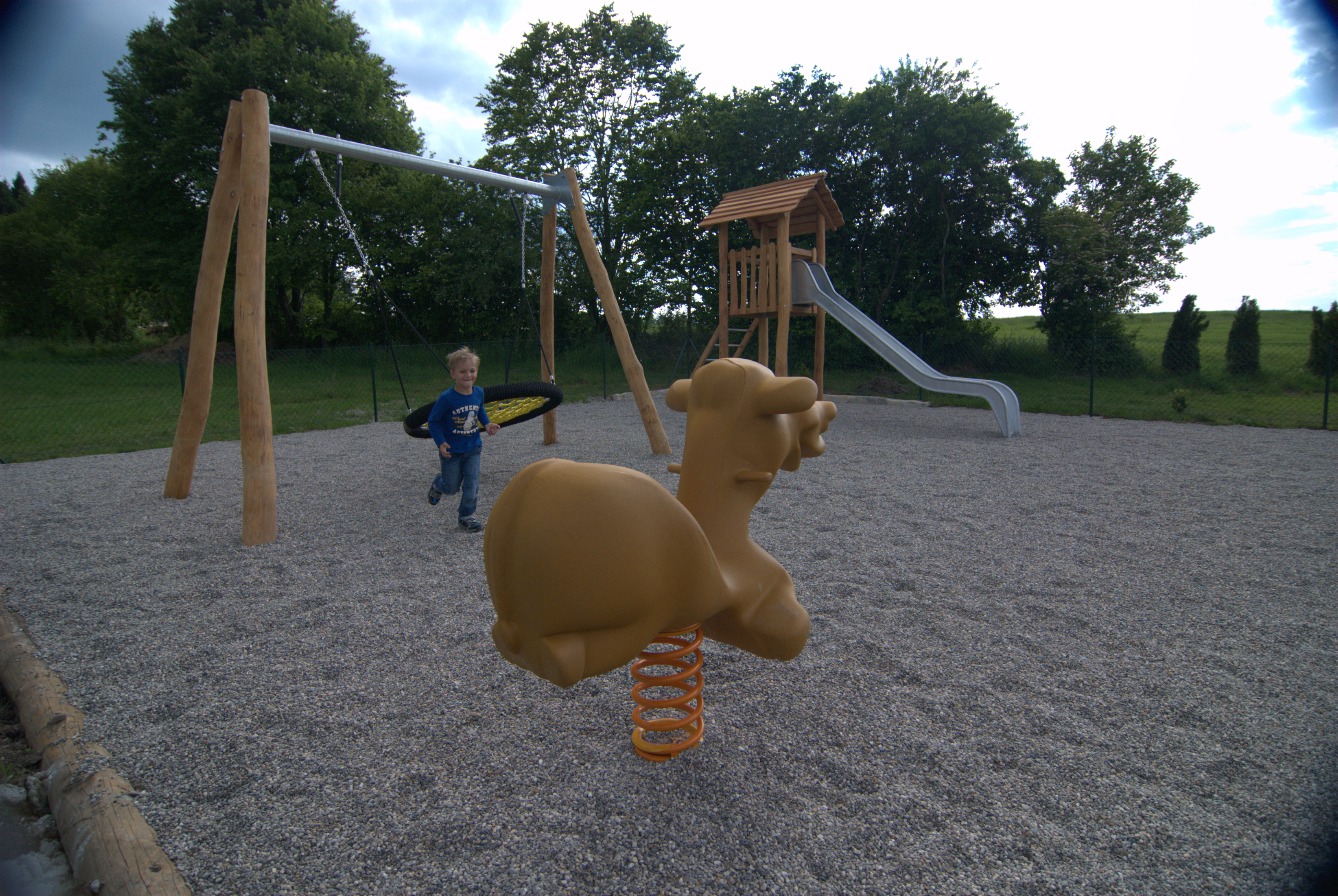 Spielplatz auf dem Hof 2
